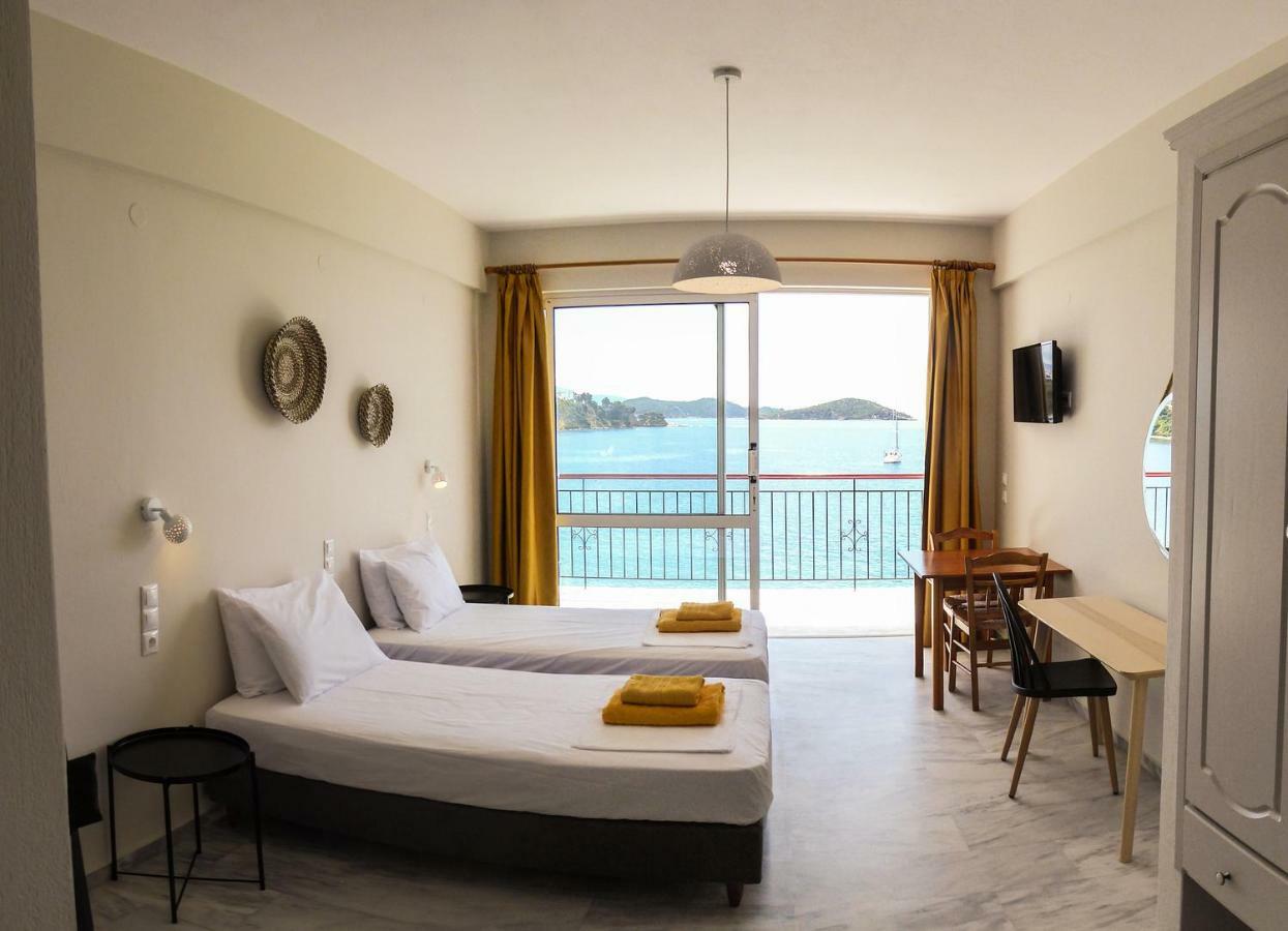 Aphrodite Skiathos Megali Ammos  Exterior photo